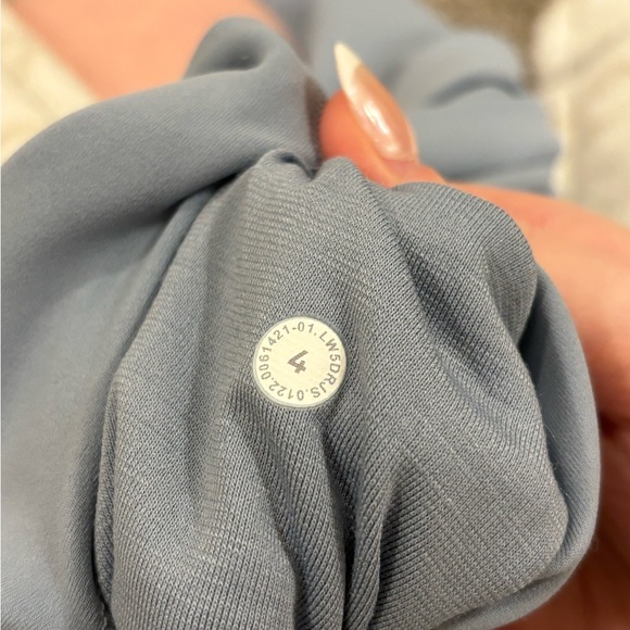 Lululemon Chambray align leggings size 4 - Picture 2 of 2